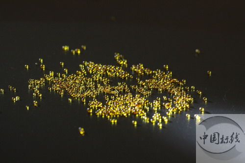 宝兴汽车零部件车间喷砂处理